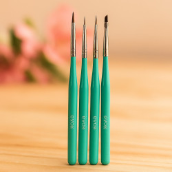 PINCEL UÑAS 4 PZAS EVOK(A019-NB82)